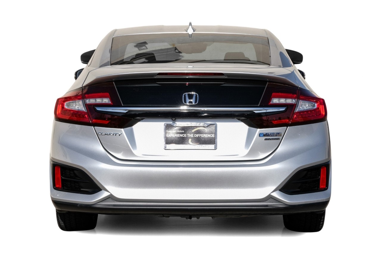 Honda Clarity Plug-In Hybrid Vehicle Main Gallery Image 09