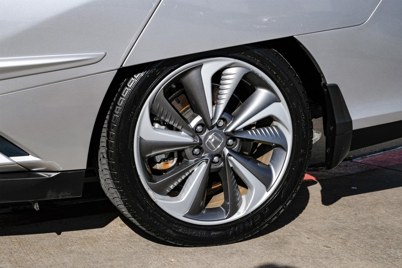 Honda Clarity Plug-In Hybrid Vehicle Main Gallery Image 52