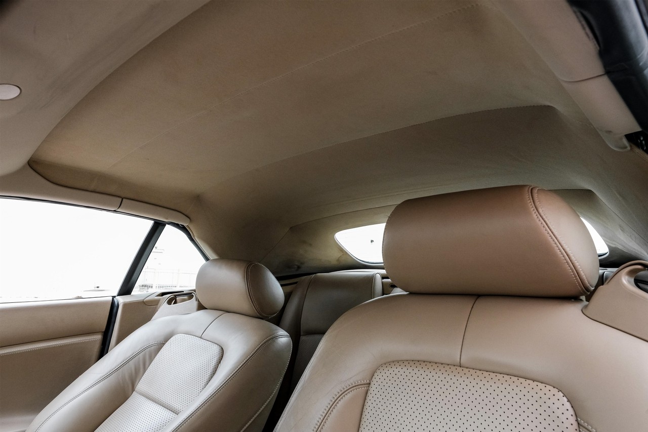 Jaguar XK Vehicle Main Gallery Image 05