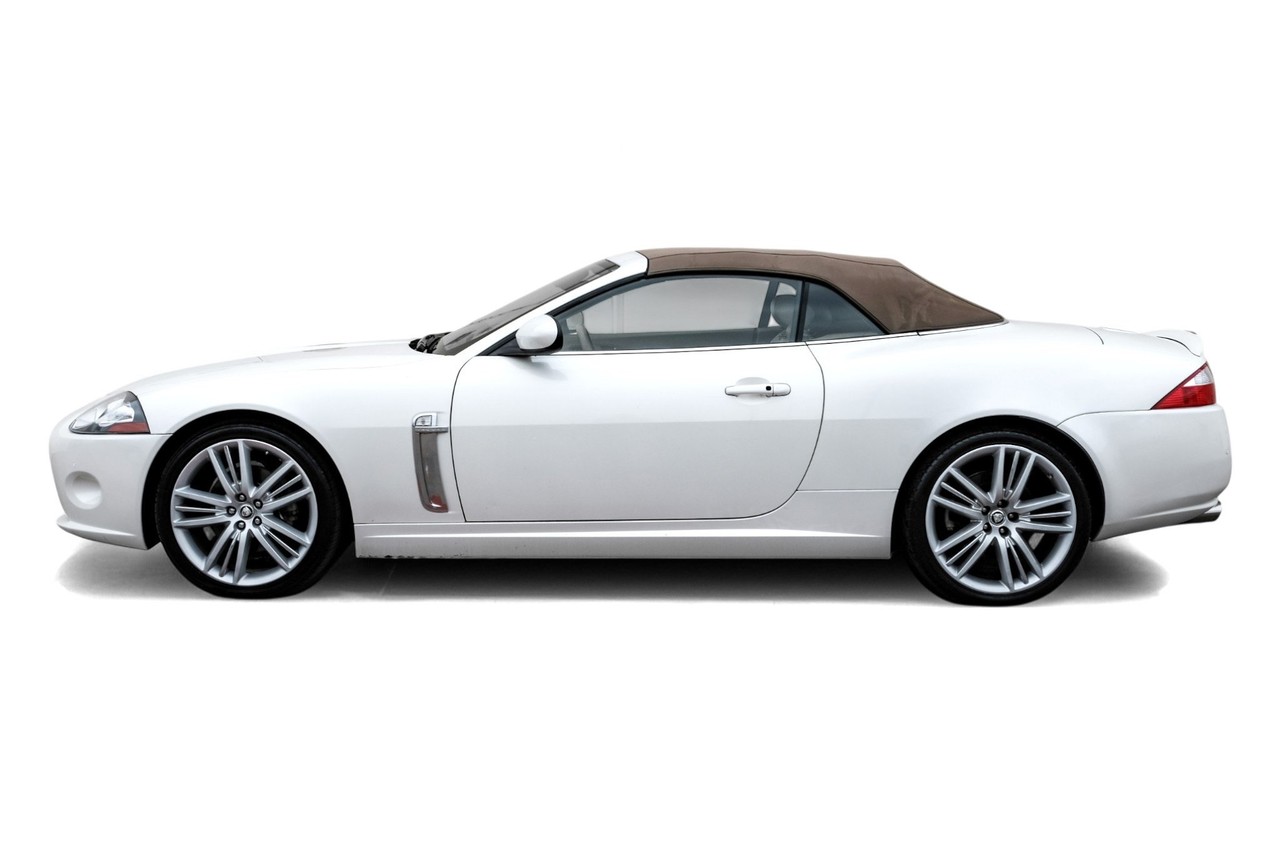 Jaguar XK Vehicle Main Gallery Image 15