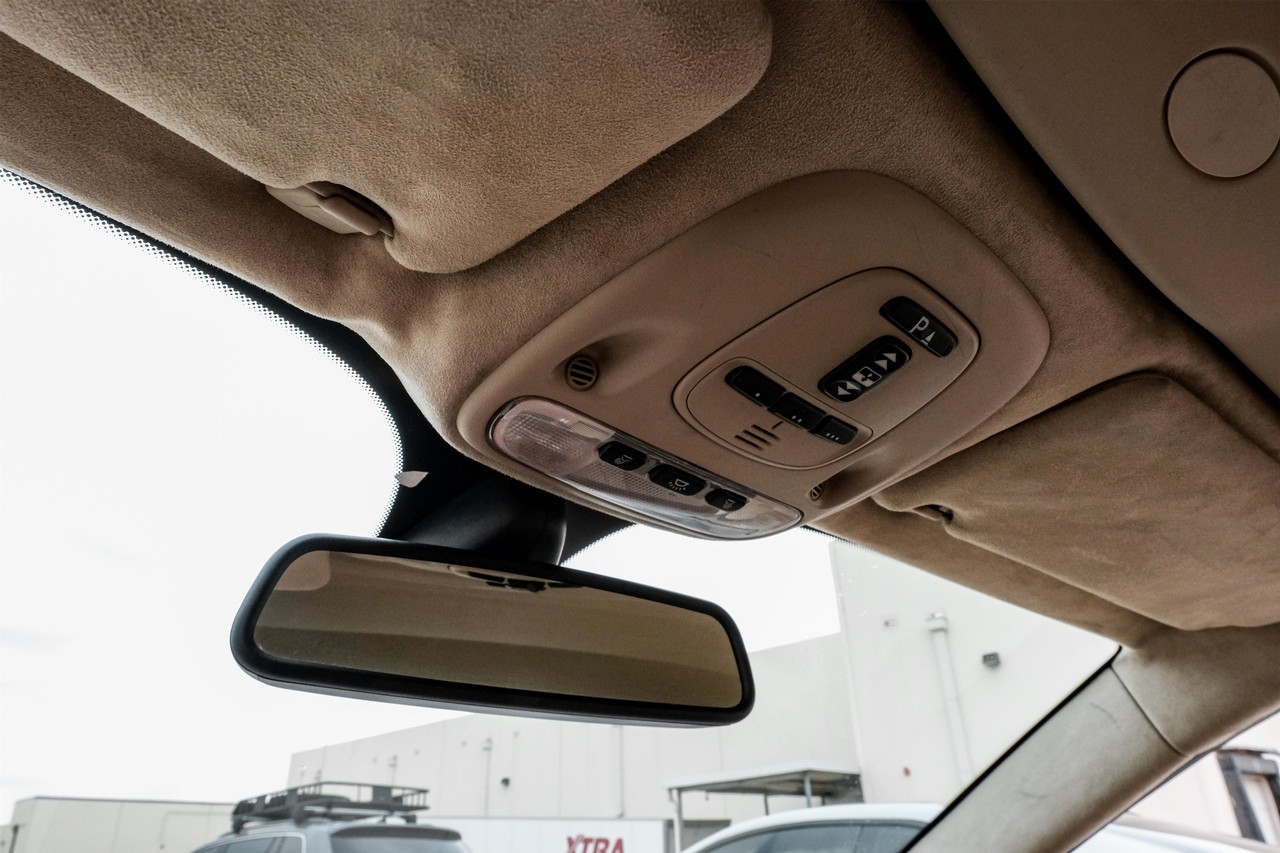 Jaguar XK Vehicle Main Gallery Image 22