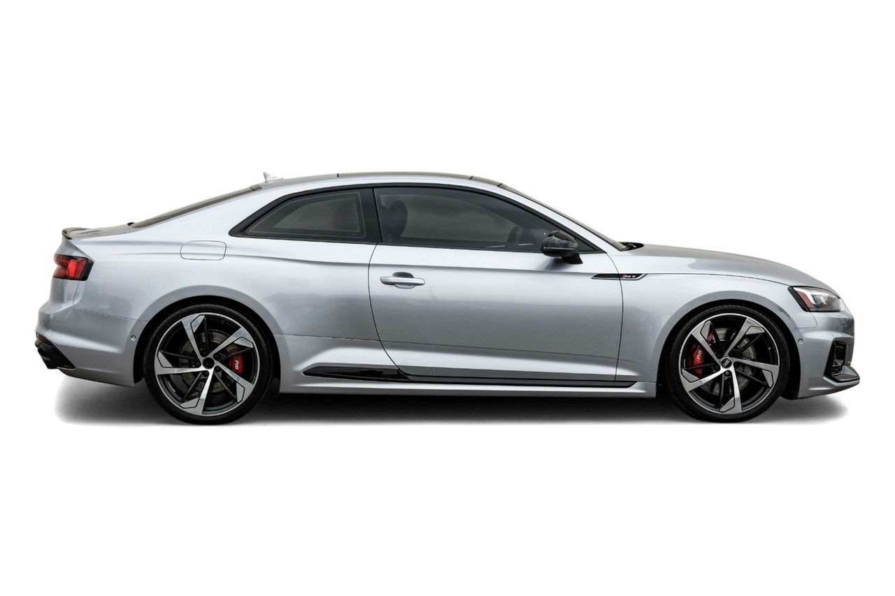 Audi RS 5 Vehicle Main Gallery Image 08