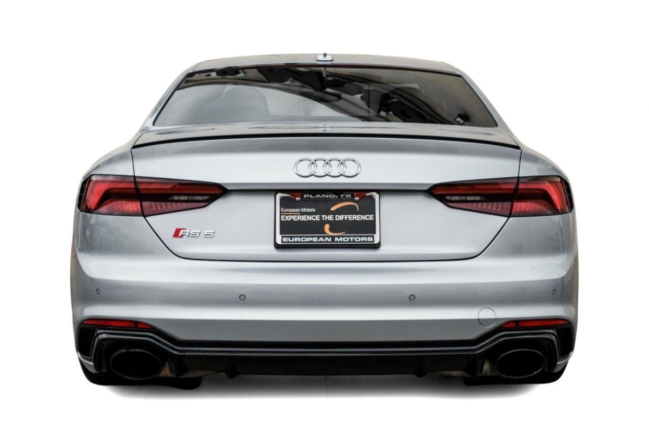 Audi RS 5 Vehicle Main Gallery Image 10
