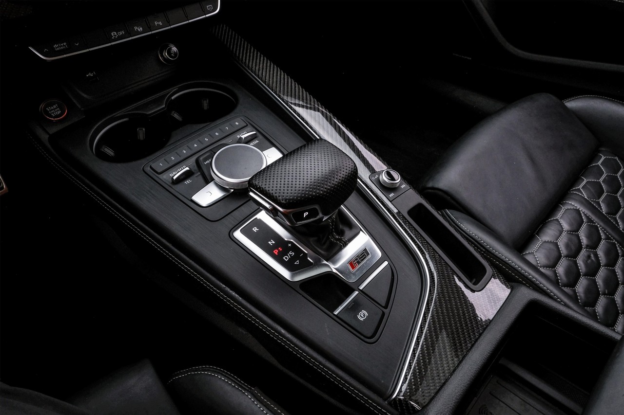 Audi RS 5 Vehicle Main Gallery Image 22