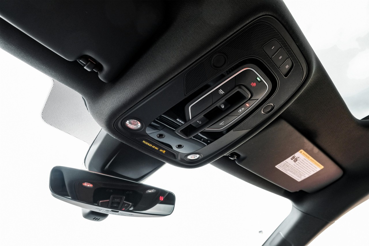 Audi RS 5 Vehicle Main Gallery Image 28