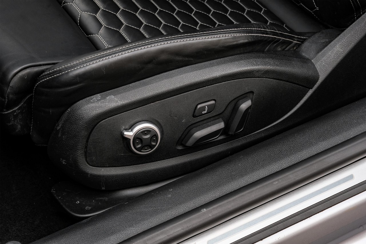 Audi RS 5 Vehicle Main Gallery Image 32