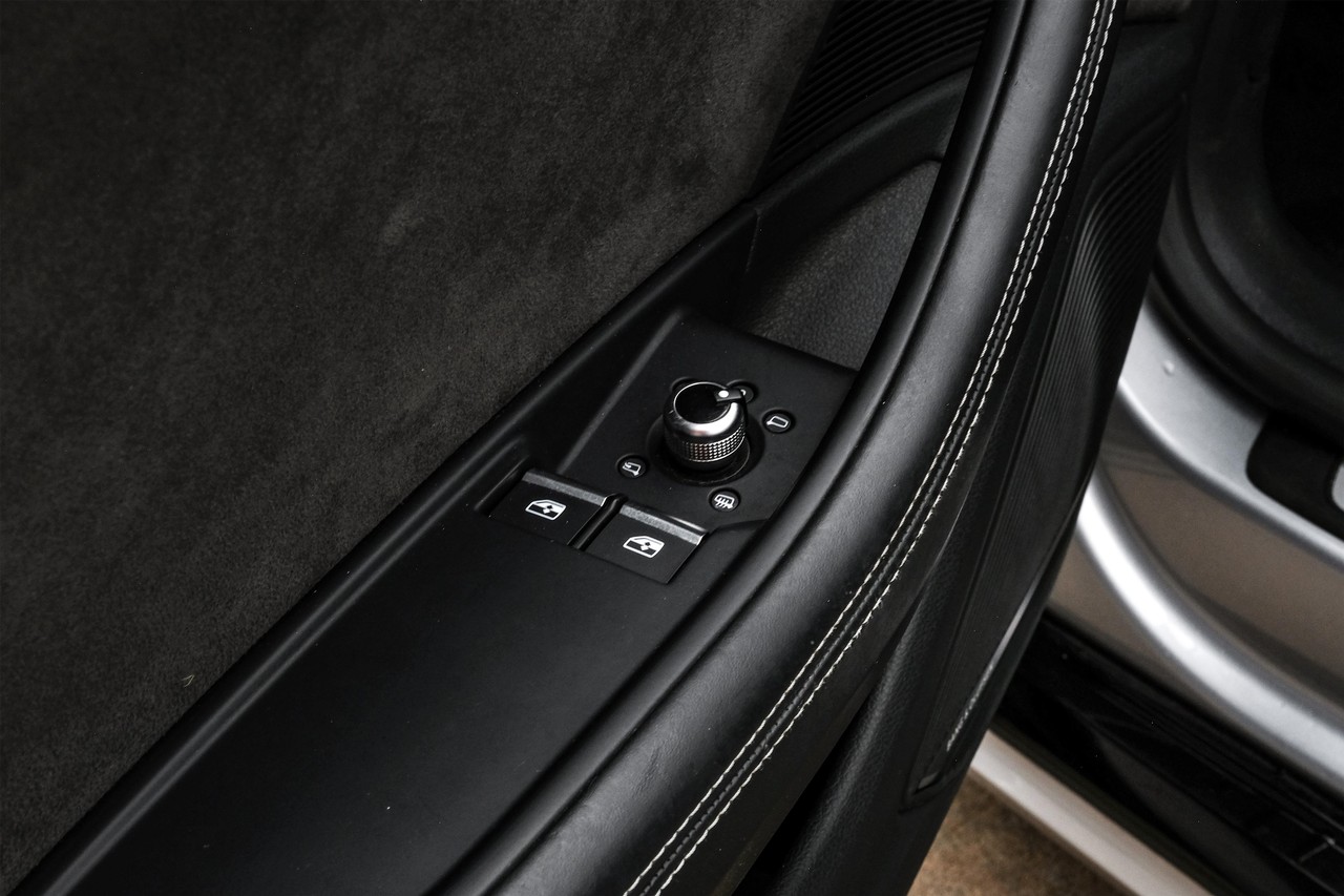 Audi RS 5 Vehicle Main Gallery Image 40