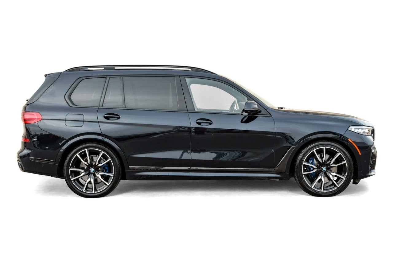 BMW X7 Vehicle Main Gallery Image 08