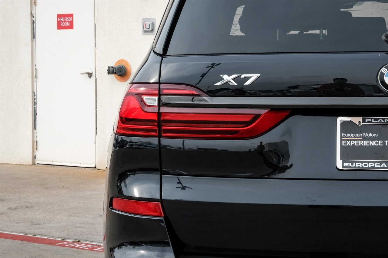 BMW X7 Vehicle Main Gallery Image 58