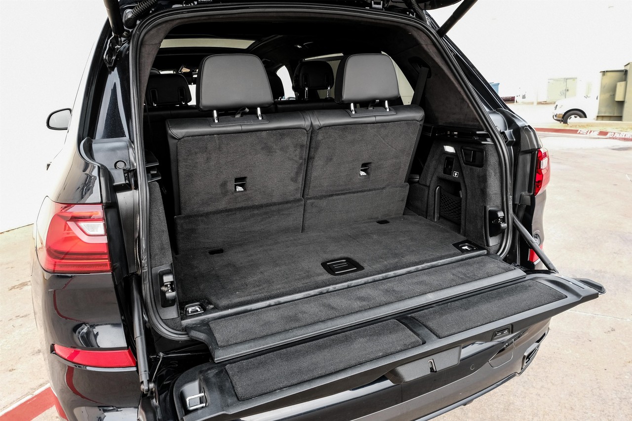 BMW X7 Vehicle Main Gallery Image 62