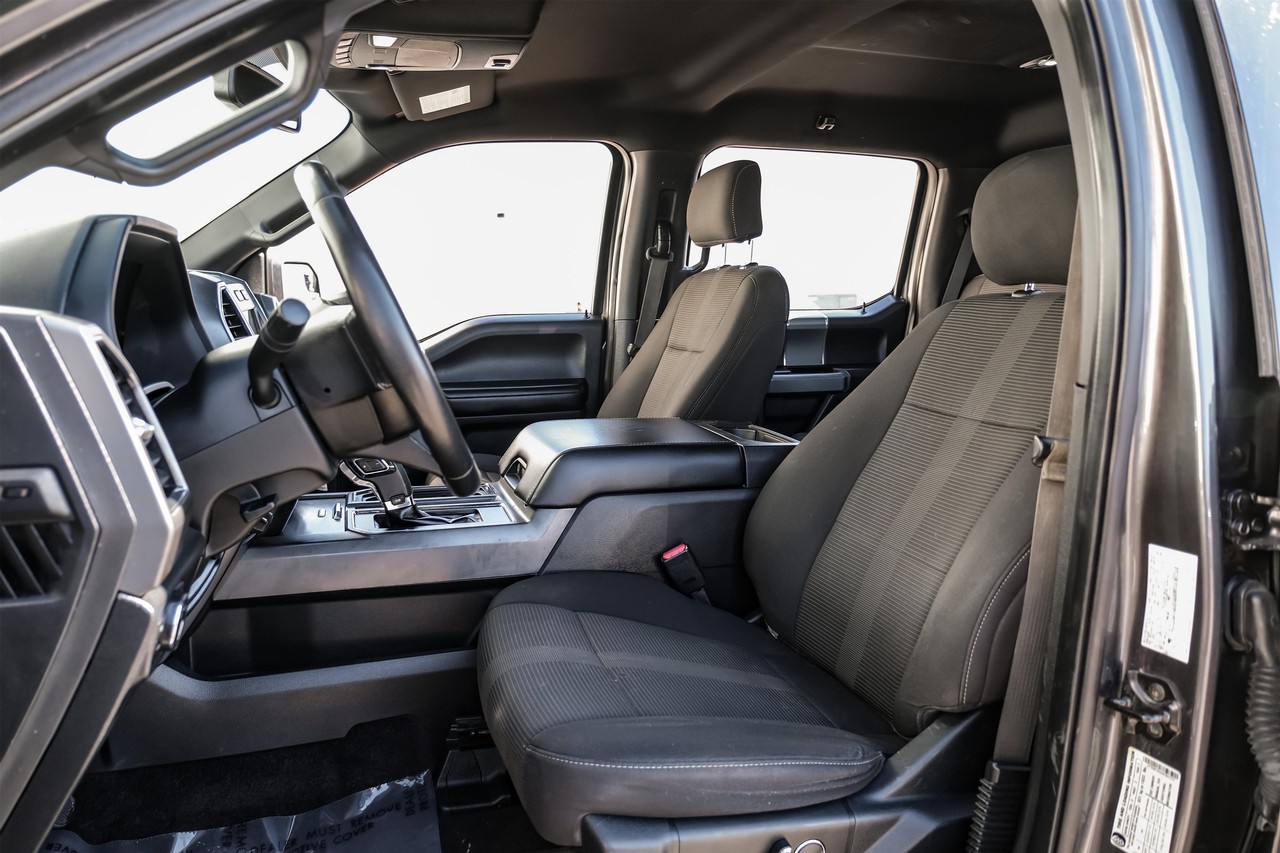 Ford F-150 Vehicle Main Gallery Image 29