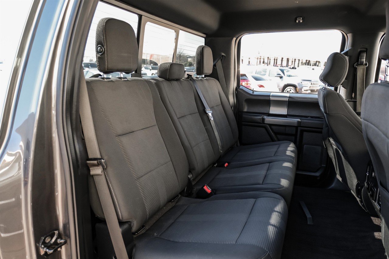 Ford F-150 Vehicle Main Gallery Image 33
