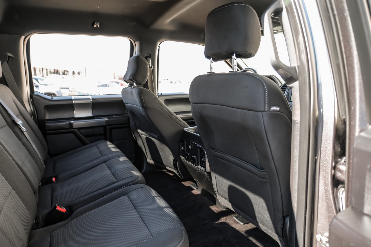 Ford F-150 Vehicle Main Gallery Image 34