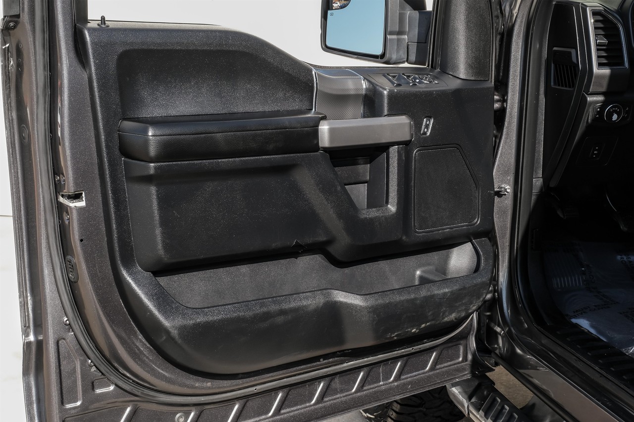 Ford F-150 Vehicle Main Gallery Image 39