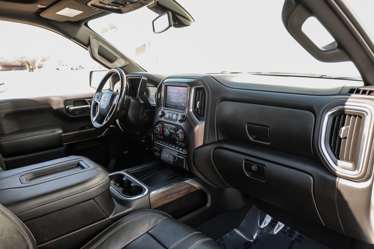 Chevrolet Silverado 1500 LTD Vehicle Main Gallery Image 11