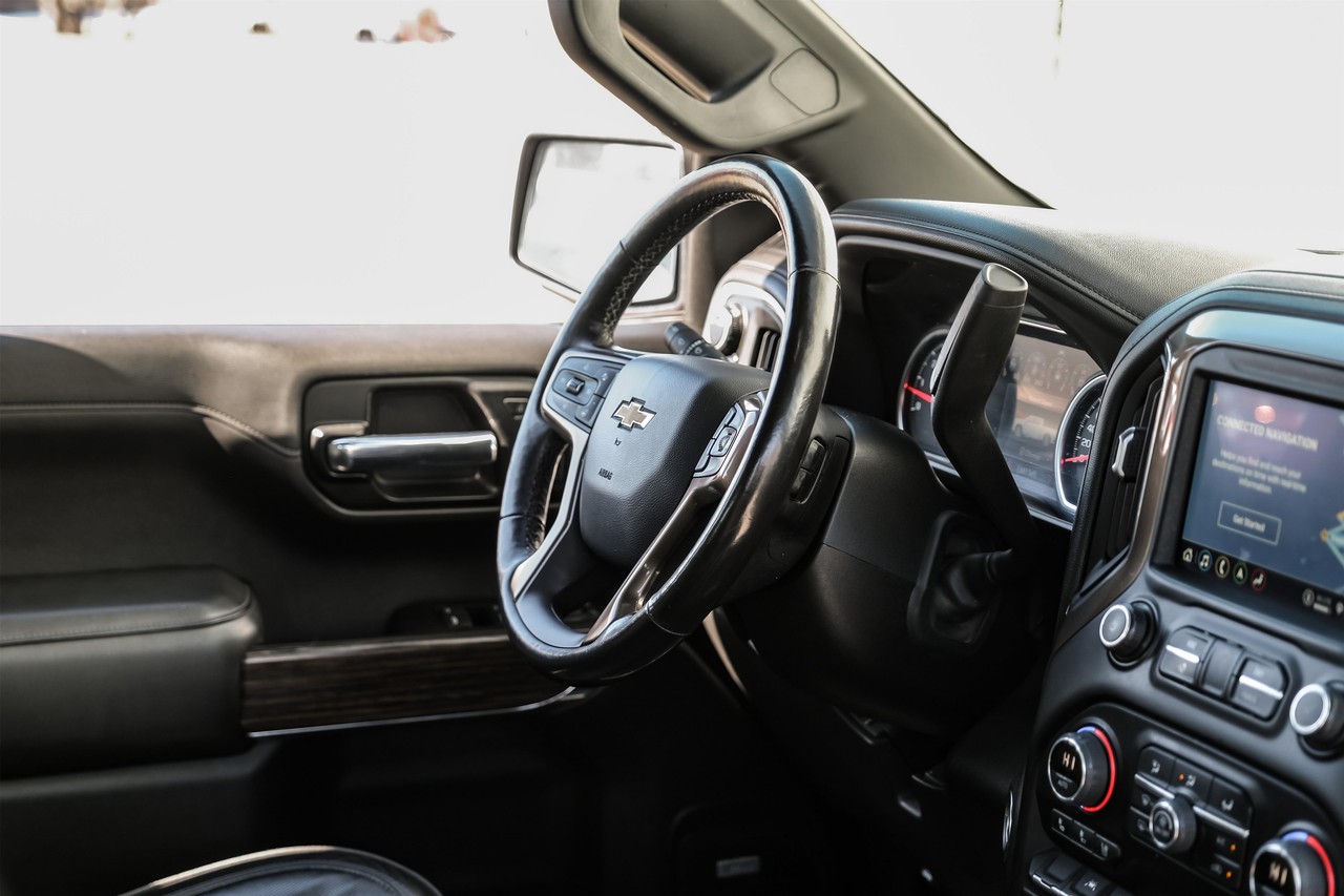 Chevrolet Silverado 1500 LTD Vehicle Main Gallery Image 12