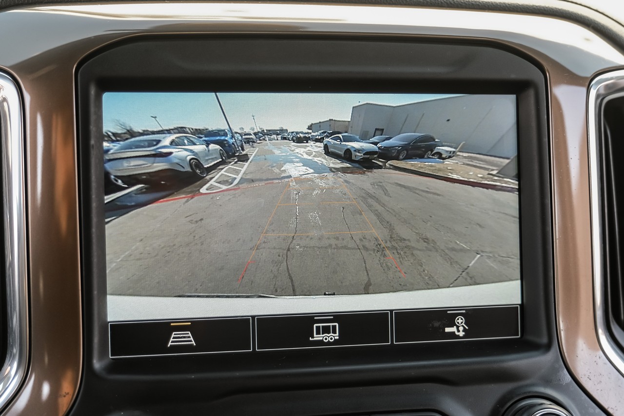 Chevrolet Silverado 1500 LTD Vehicle Main Gallery Image 20