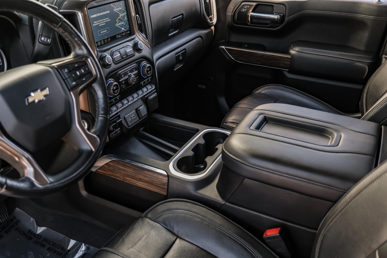 Chevrolet Silverado 1500 LTD Vehicle Main Gallery Image 22