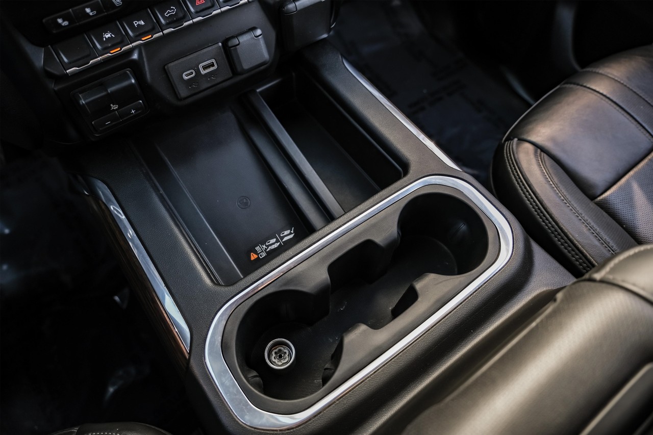 Chevrolet Silverado 1500 LTD Vehicle Main Gallery Image 23