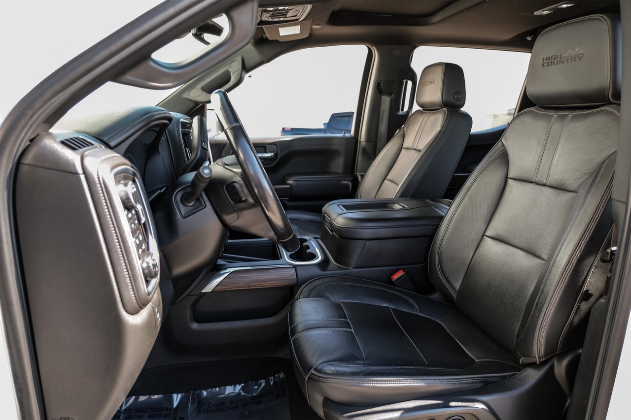 Chevrolet Silverado 1500 LTD Vehicle Main Gallery Image 30