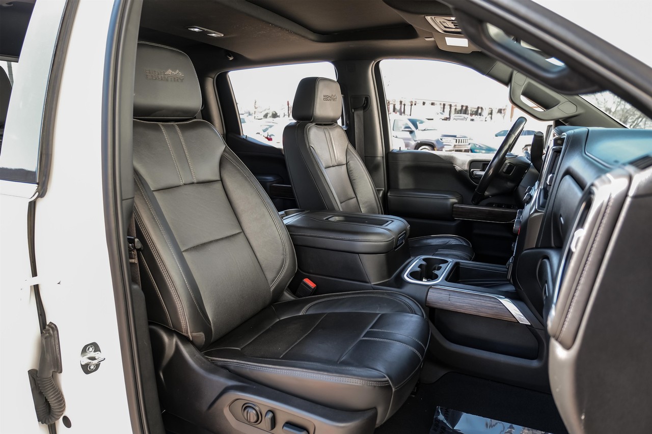 Chevrolet Silverado 1500 LTD Vehicle Main Gallery Image 33