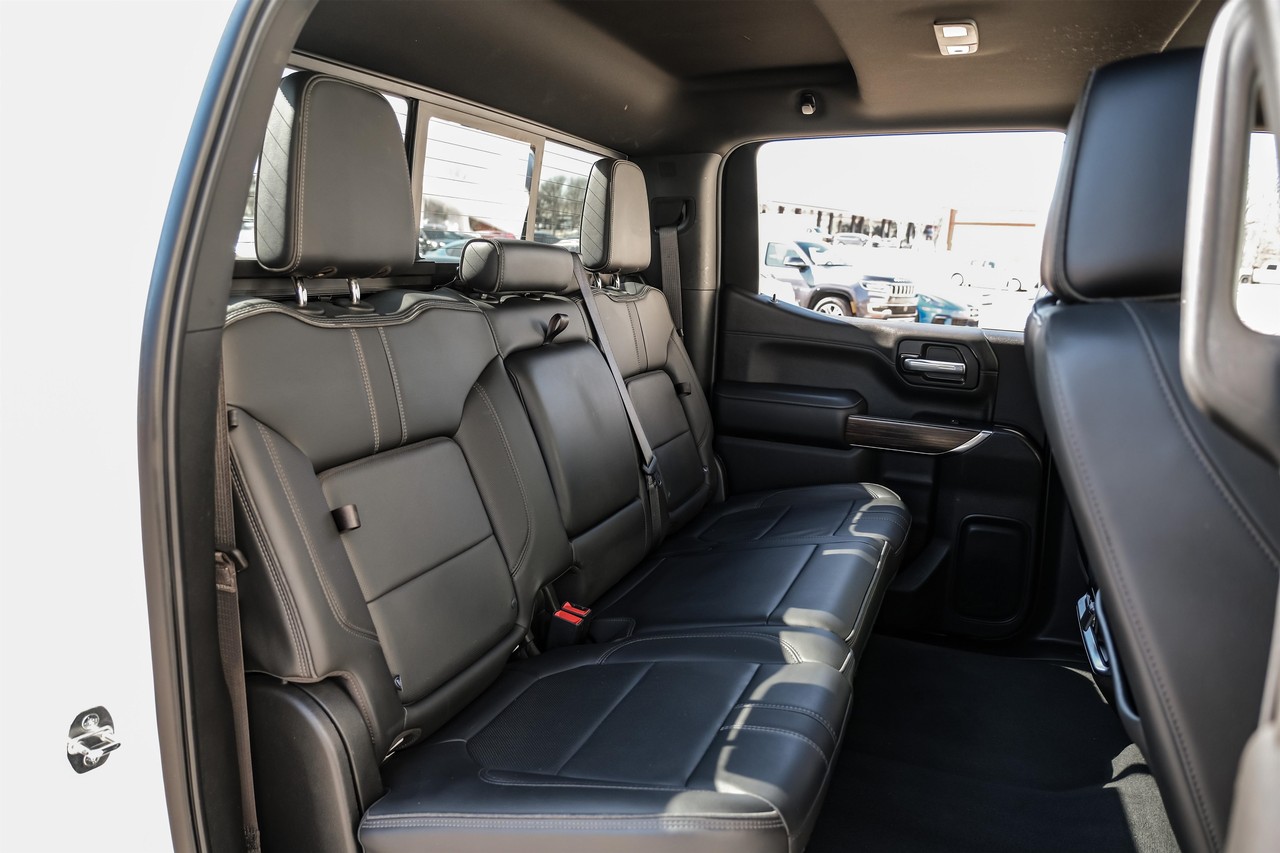 Chevrolet Silverado 1500 LTD Vehicle Main Gallery Image 34