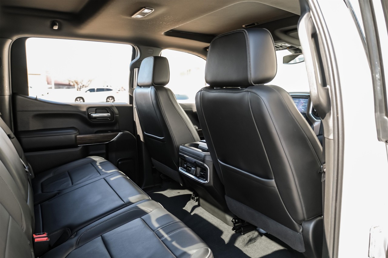 Chevrolet Silverado 1500 LTD Vehicle Main Gallery Image 35