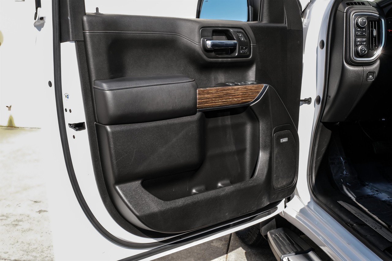 Chevrolet Silverado 1500 LTD Vehicle Main Gallery Image 40