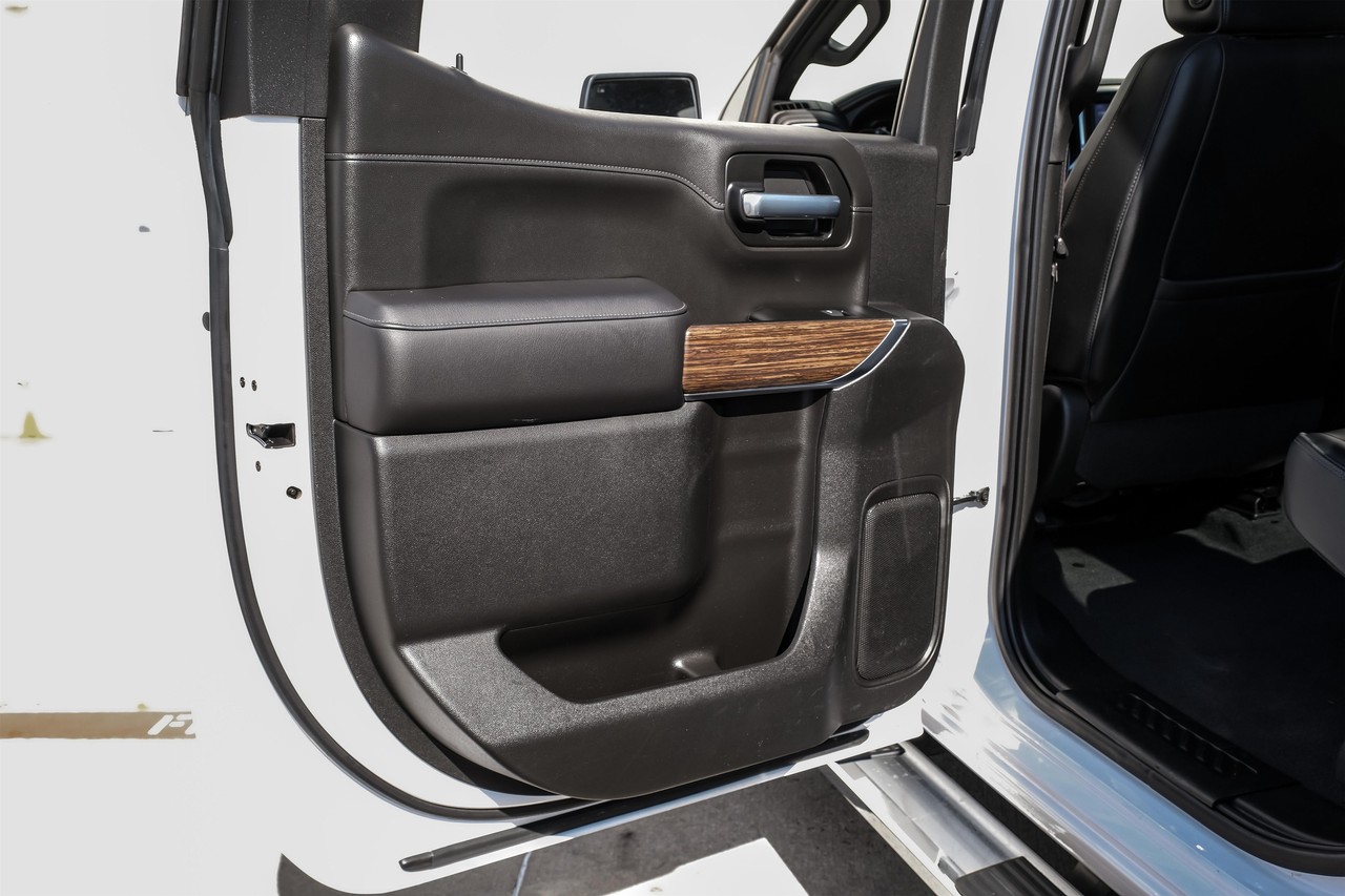 Chevrolet Silverado 1500 LTD Vehicle Main Gallery Image 43