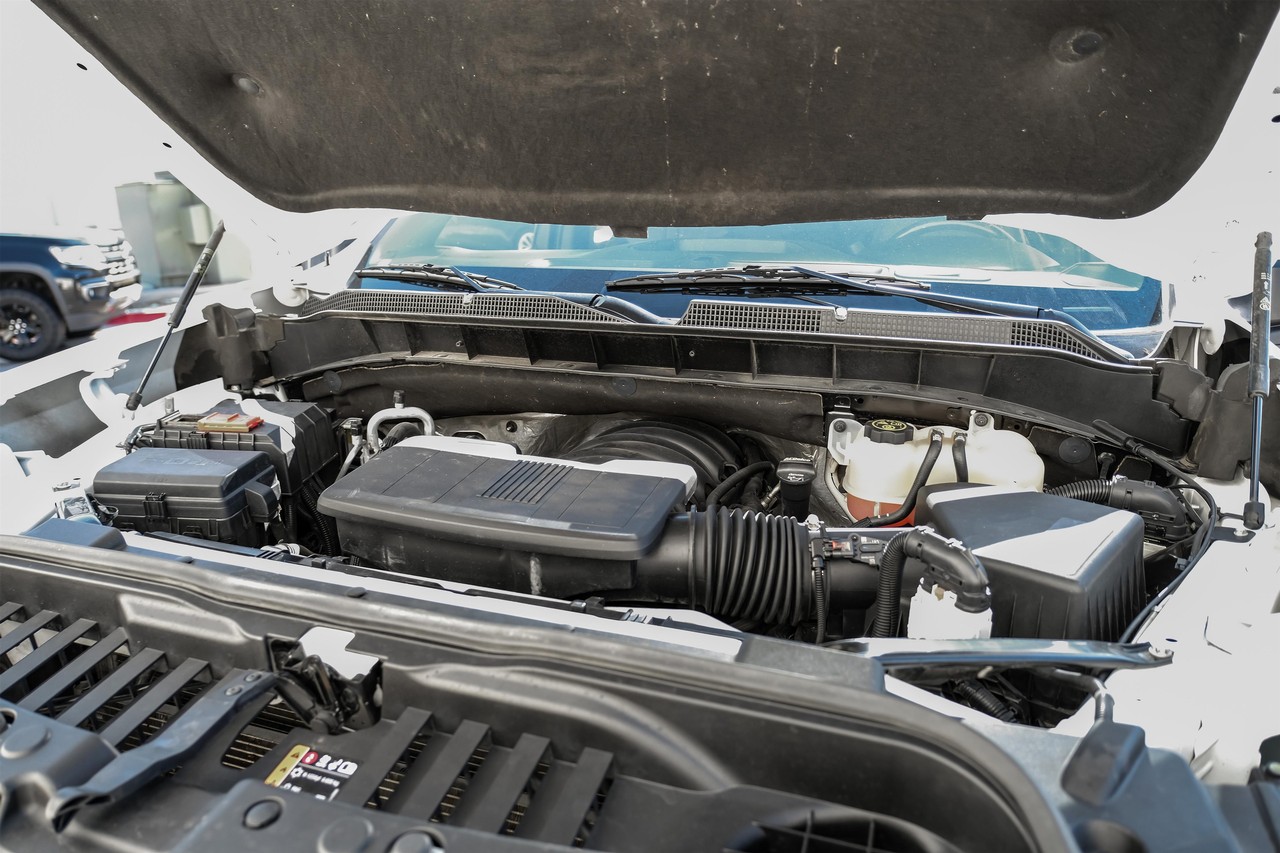 Chevrolet Silverado 1500 LTD Vehicle Main Gallery Image 46