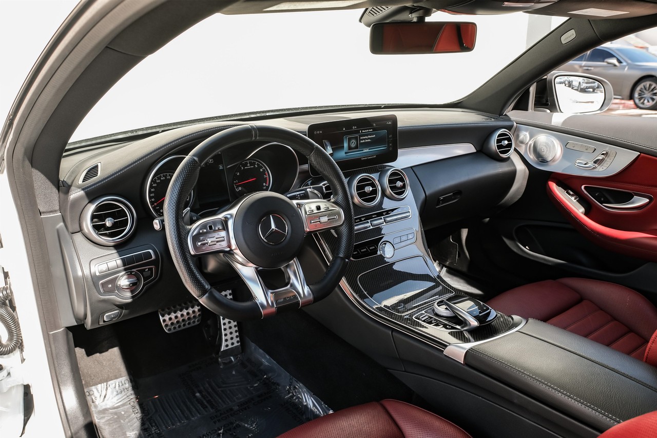 Mercedes-Benz C 43 AMG Vehicle Main Gallery Image 03