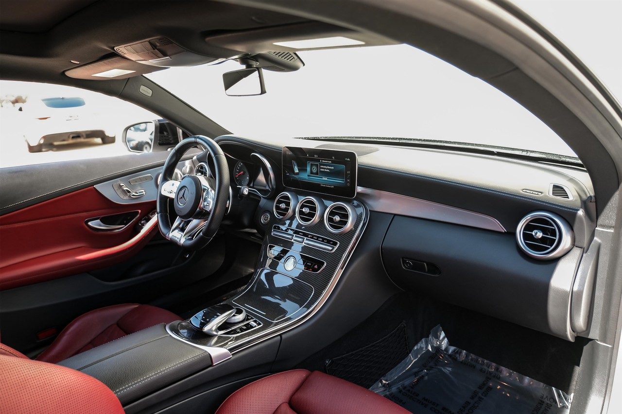 Mercedes-Benz C 43 AMG Vehicle Main Gallery Image 11