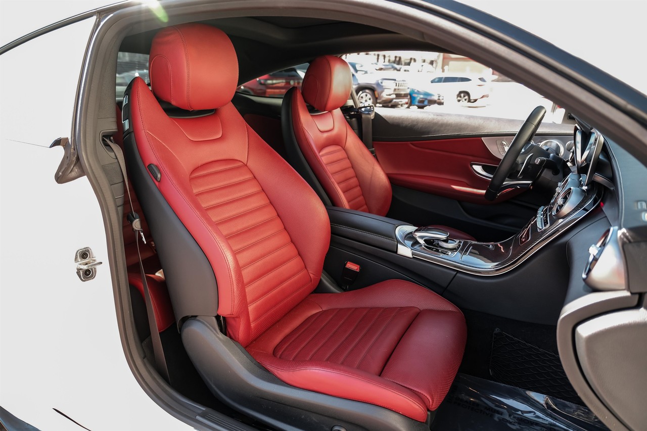 Mercedes-Benz C 43 AMG Vehicle Main Gallery Image 31