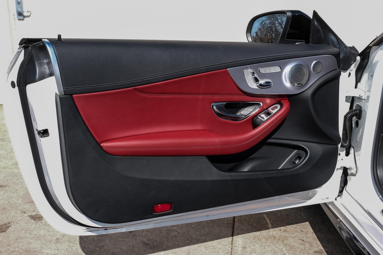 Mercedes-Benz C 43 AMG Vehicle Main Gallery Image 34