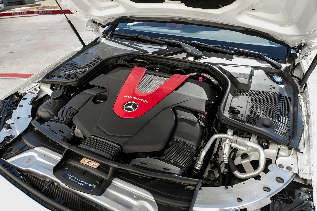 Mercedes-Benz C 43 AMG Vehicle Main Gallery Image 41