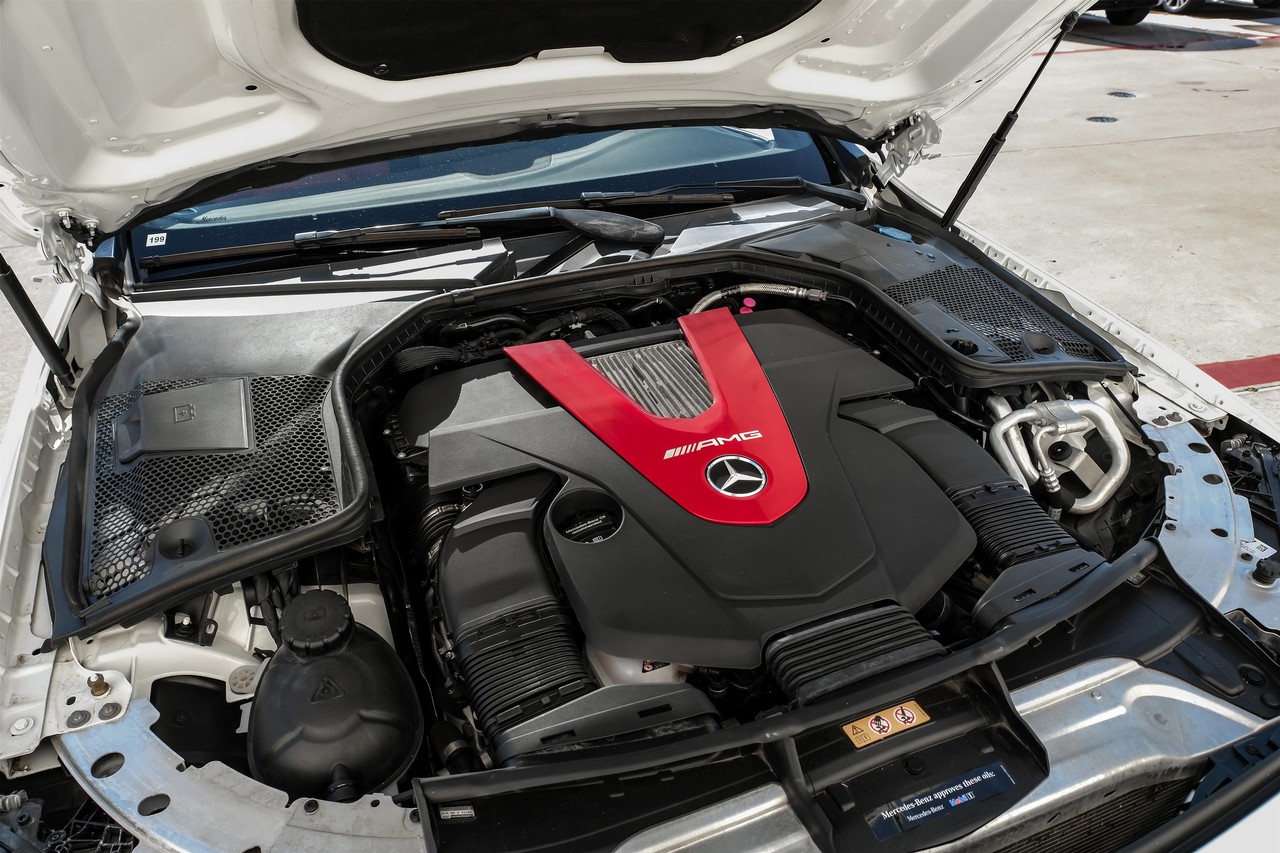 Mercedes-Benz C 43 AMG Vehicle Main Gallery Image 43