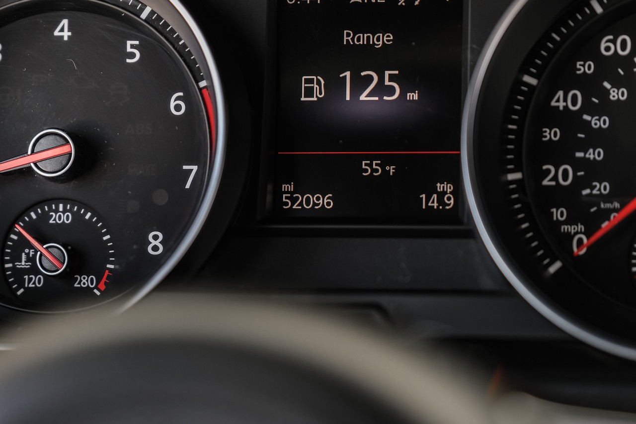 Volkswagen Golf GTI Vehicle Main Gallery Image 20