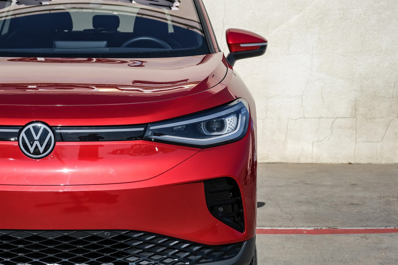 Volkswagen ID.4 Vehicle Main Gallery Image 46