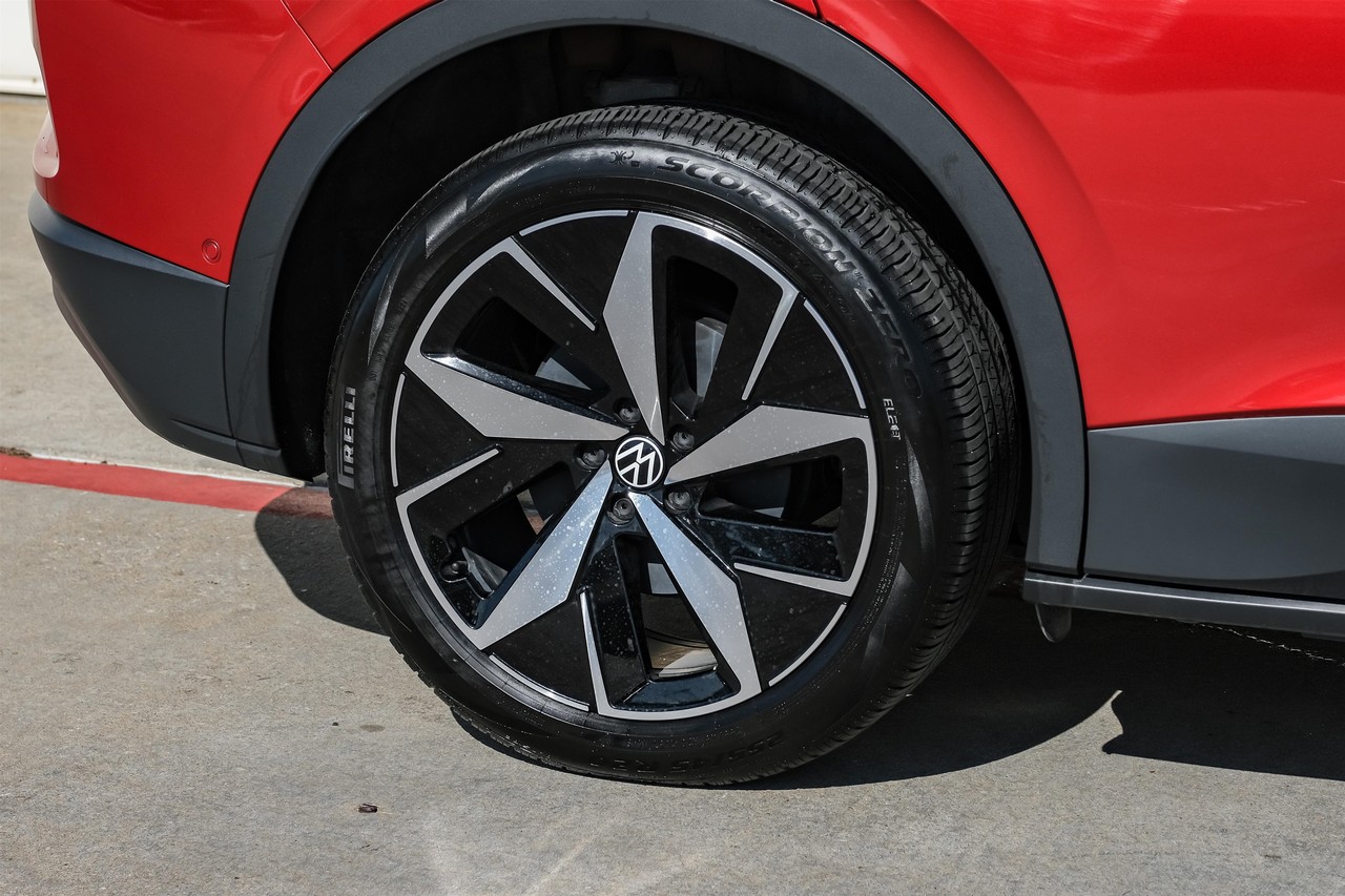 Volkswagen ID.4 Vehicle Main Gallery Image 51