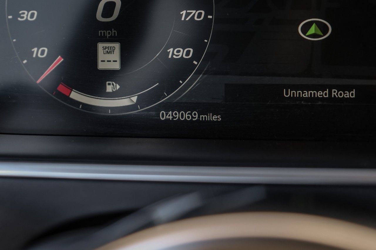 Jaguar F-Type Vehicle Main Gallery Image 18