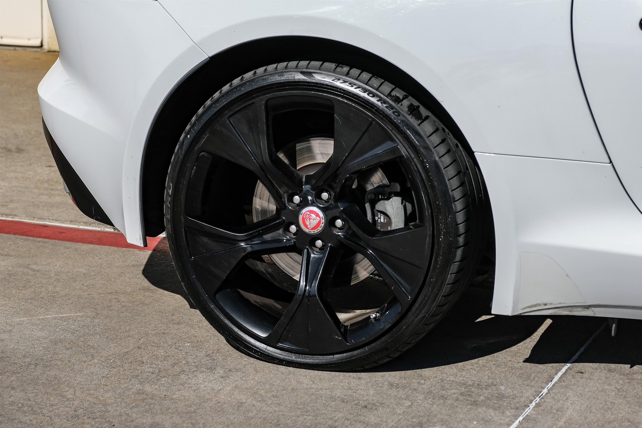 Jaguar F-Type Vehicle Main Gallery Image 48