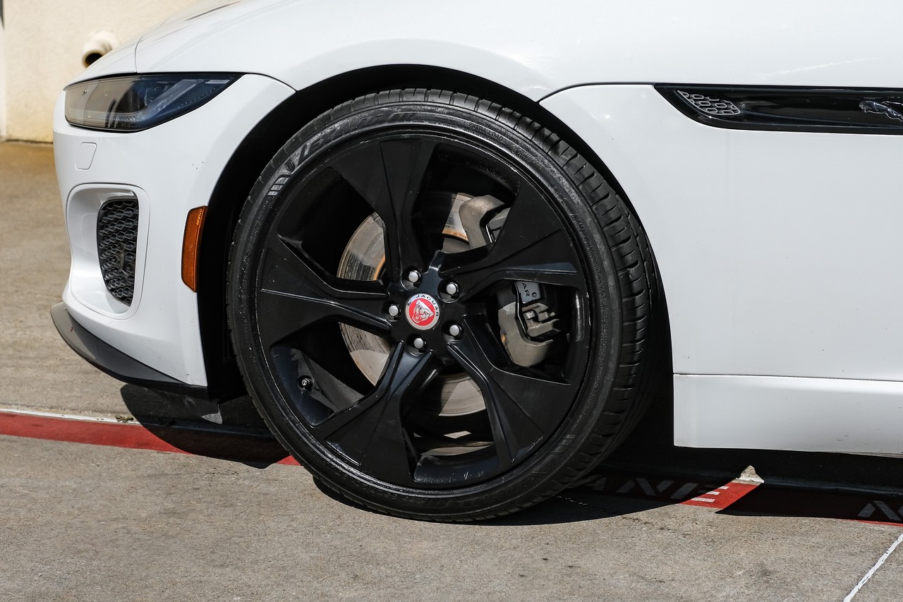 Jaguar F-Type Vehicle Main Gallery Image 50