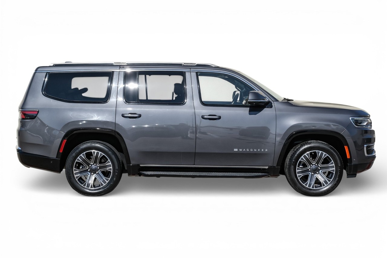 Jeep Wagoneer Vehicle Main Gallery Image 07