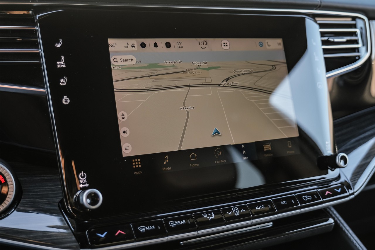 Jeep Wagoneer Vehicle Main Gallery Image 21