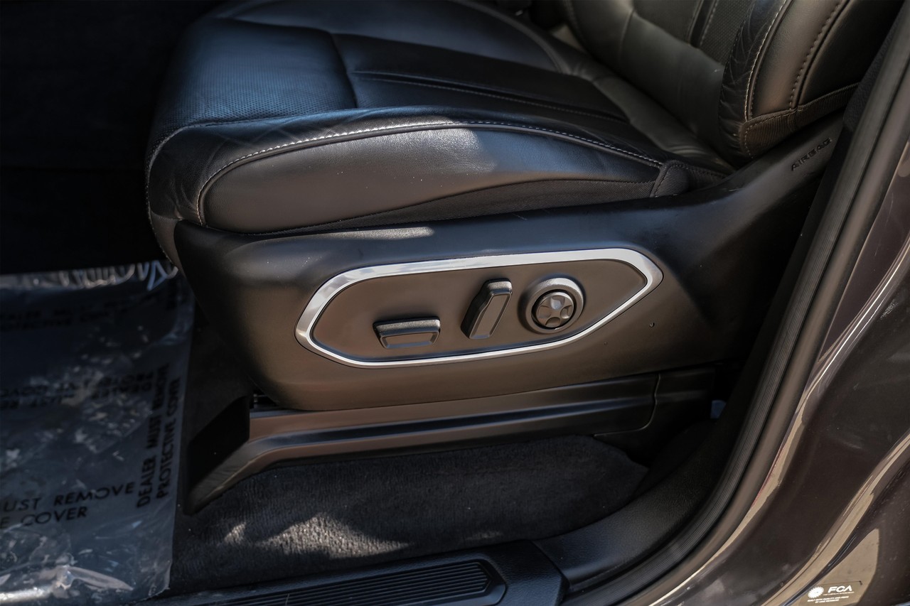 Jeep Wagoneer Vehicle Main Gallery Image 33