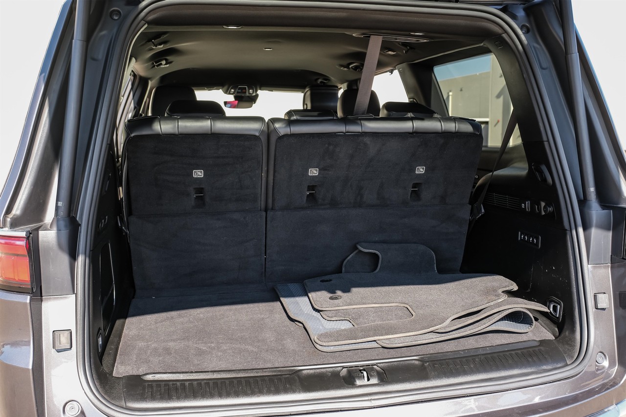 Jeep Wagoneer Vehicle Main Gallery Image 56