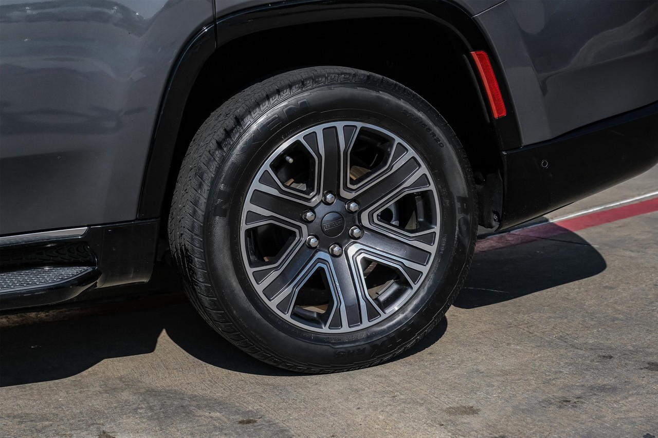 Jeep Wagoneer Vehicle Main Gallery Image 61