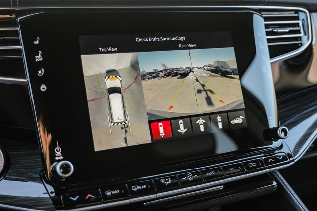 Jeep Wagoneer Vehicle Main Gallery Image 22