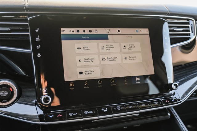 Jeep Wagoneer Vehicle Main Gallery Image 27