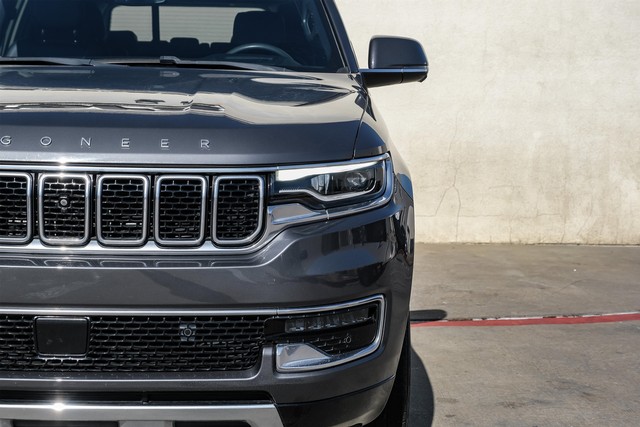 Jeep Wagoneer Vehicle Main Gallery Image 50